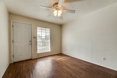 106 E Cedar St unit 12, Arlington, TX 76011 - photo 5