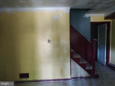 4433 Eldone Rd, Baltimore, MD 21229 - photo 7