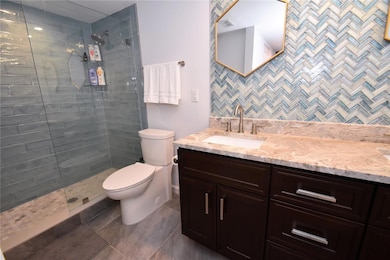 1508 Pelican Cove Rd unit GR233, Sarasota, FL 34231 - photo 6