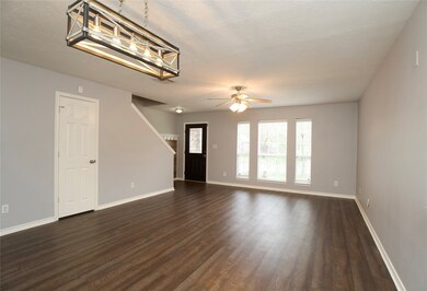 2419 Fox Water Dr, Spring, TX 77386 - photo 2