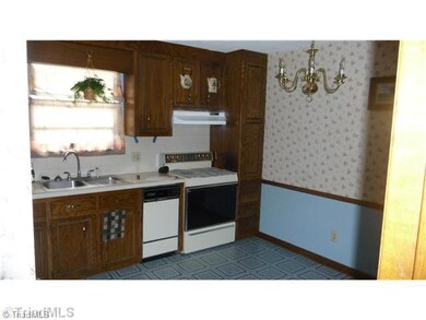 Cafeteria/Kitchen.