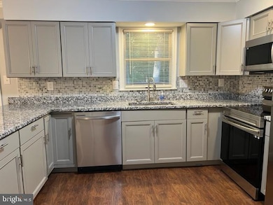 8217 Seven Pines Ln, Waldorf, MD 20603 - photo 3