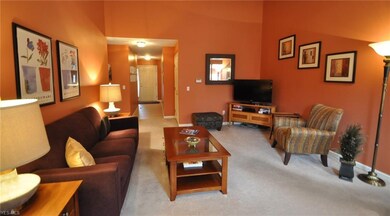 125 Cobblestone Ct, Berea, OH 44017 - photo 4