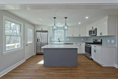 57 Quaker St, Northbridge, MA 01534 - photo 6