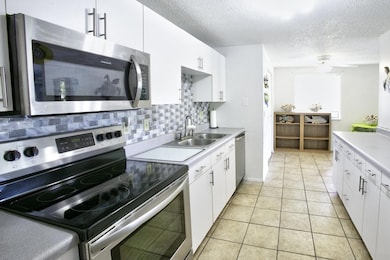 6116 38th Ave W, Bradenton, FL 34209 - photo 6