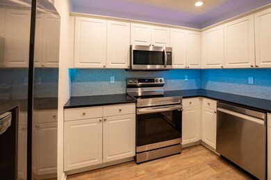 2323 Tall Sail F Kitchen B (2)