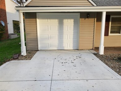 VINYL SIDING. NEW CONCRETE DRIVEWAY