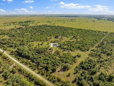 1188 Cabbage Ln, Okeechobee, FL 34974 - photo 2