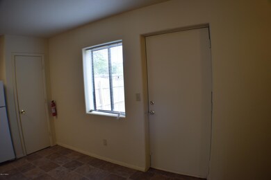 830 N Cody Loop Rd unit 5, Oracle, AZ 85623 - photo 5