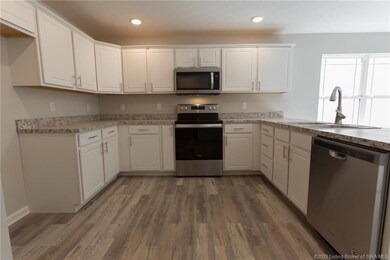 206 Olive Ave, New Albany, IN 47150 - photo 4