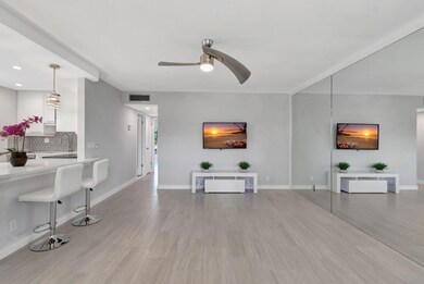 164 Normandy D, Delray Beach, FL 33484 - photo 5