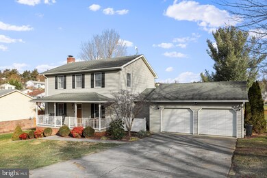 567 Virginia St, Strasburg, VA 22657 - photo 3