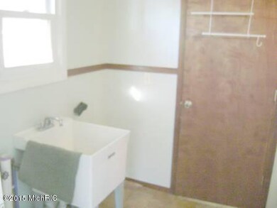 15156 Algonquin Rd, Three Oaks, MI 49128 - photo 6