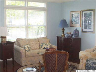 24 Londonberry Dr, Holmdel, NJ 07733 - photo 5