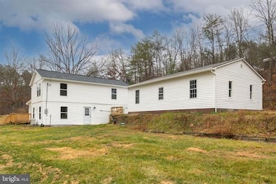 221 Heavenly Ln, Capon Bridge, WV 26711 - photo 6