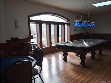 1661 Old Country Rd unit 539, Riverhead, NY 11901 - photo 6