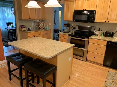 709 Mary Ann Ct, Freeburg, IL 62243 - photo 5