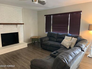 511 Haddock Ct, Jacksonville, NC 28546 - photo 3