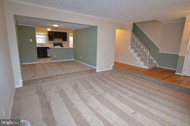 2104 Lang Dr, Crofton, MD 21114 - photo 5