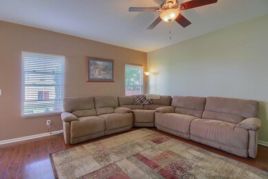 1247 Hall Lane