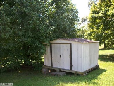 Storage. Bldg to remain