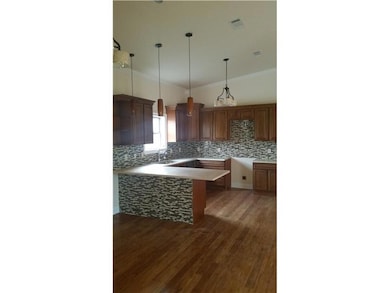 4570 Montegut Dr, New Orleans, LA 70126 - photo 3