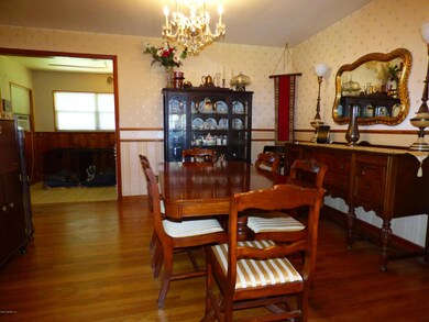 6227 Graves St, Jacksonville, FL 32210 - photo 7