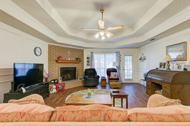 8920 Ashcraft Dr, North Richland Hills, TX 76182 - photo 3