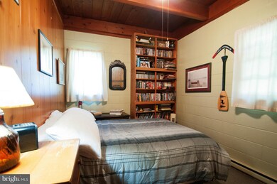 386 Mountainview Dr, Luray, VA 22835 - photo 7