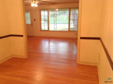 1225 Graham Dr, Tyler, TX 75701 - photo 6