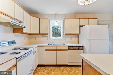 548 S Mountain Rd, Dillsburg, PA 17019 - photo 4