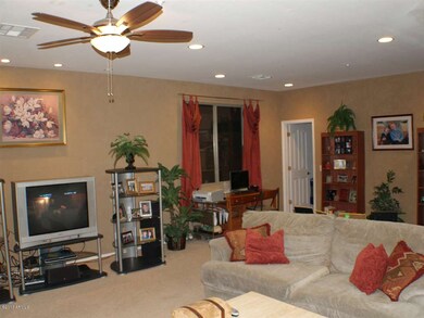 Super Family Room -