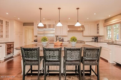 017-Kitchen-1098811-mls
