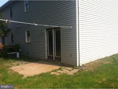 402 Washington Blvd, Womelsdorf, PA 19567 - photo 5