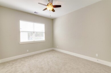 1822 Napacreek Ln, Houston, TX 77008 - photo 2