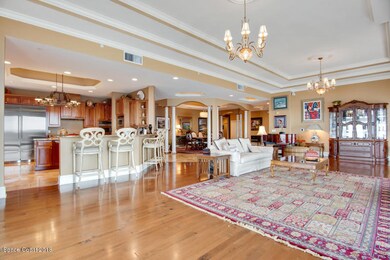 Living Room 1C