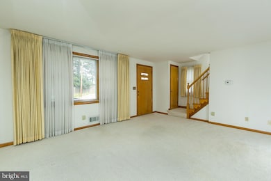 6807 Moyer Ave, Parkville, MD 21234 - photo 4