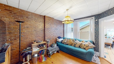 185 School St, Somerville, MA 02145 - photo 7