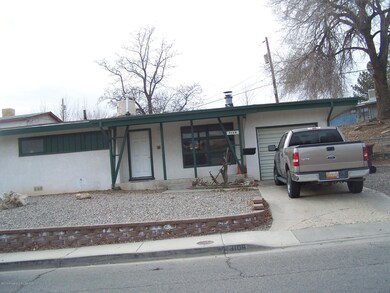 3109 CRESTRIDGE FRONT