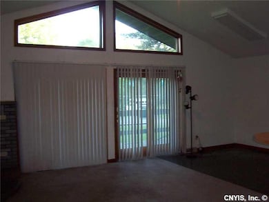 Guest room.