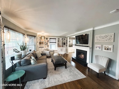 2445 Orchard Rd, Ottawa Hills, OH 43606 - photo 7