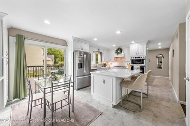 2 Leitrim Ln, Hazlet, NJ 07730 - photo 2