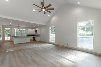 581 West Reed Road HD-18
