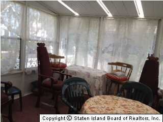 170 Myrtle Ave, Staten Island, NY 10310 - photo 3