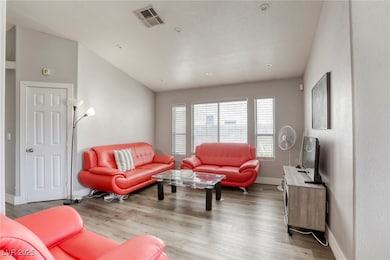 1320 Rainbow Meadows Dr, Las Vegas, NV 89128 - photo 3