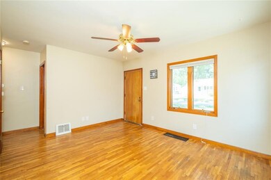 3100 Garden Ave, Des Moines, IA 50310 - photo 4