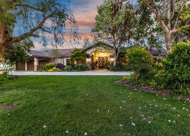 2300 S Akers St Visalia CA-small-080-074