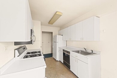 Kennedy Street Quad unit 3J, Bayside, NY 11360 - photo 6