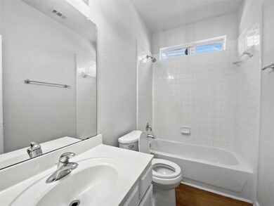 10204 Lakeview Dr, Providence Village, TX 76227 - photo 7