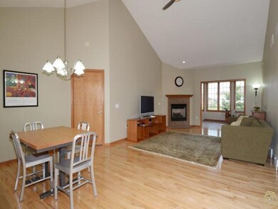 30 Blue Iris Way, Fitchburg, WI 53711 - photo 4